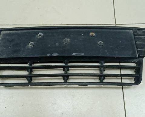 BM5117K645A Решетка радиатора для Ford Focus III (с 2011 по 2019)