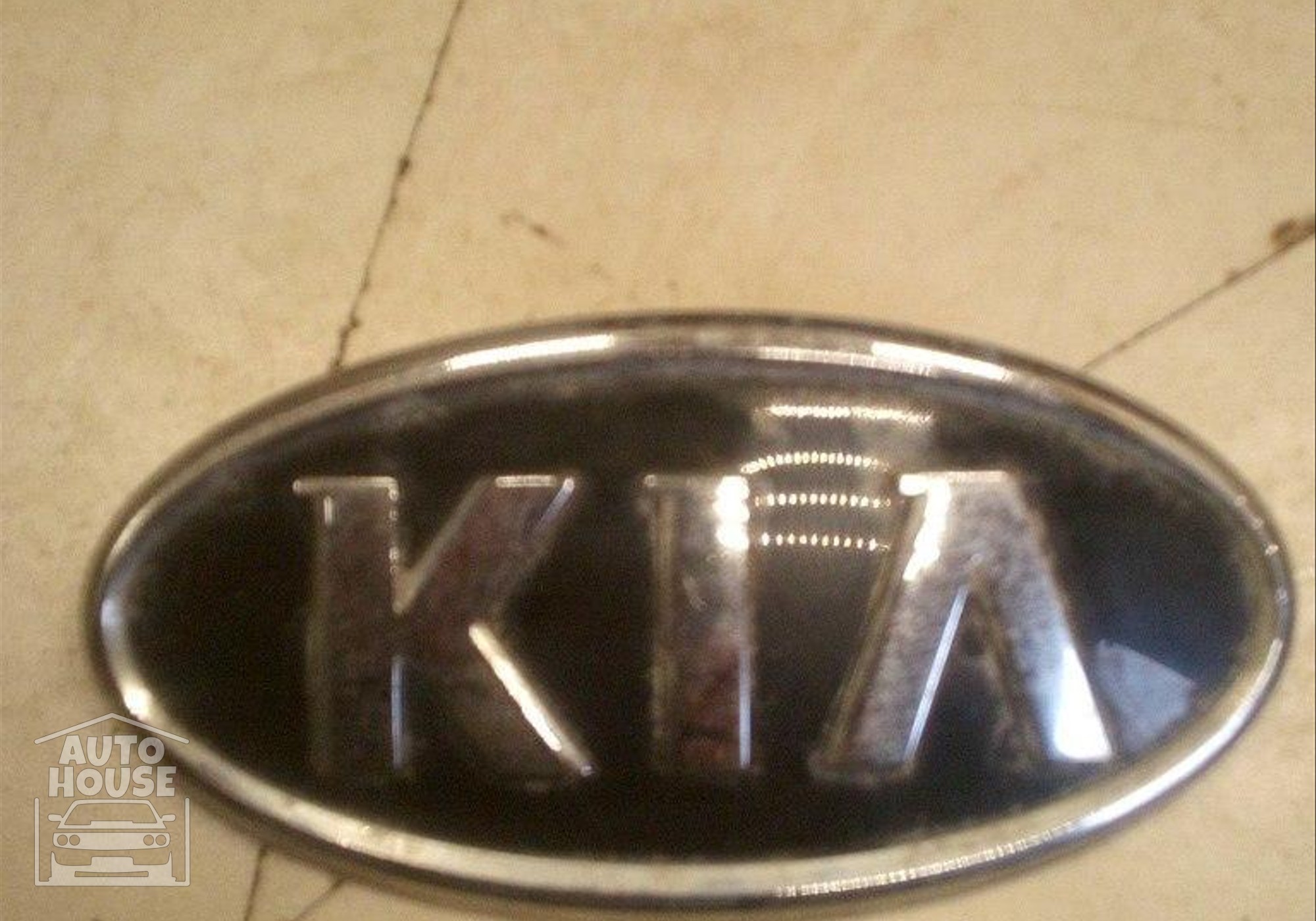 863104X000 Эмблема на крышку багажника для Kia Rio III (с 2011 по 2017)
