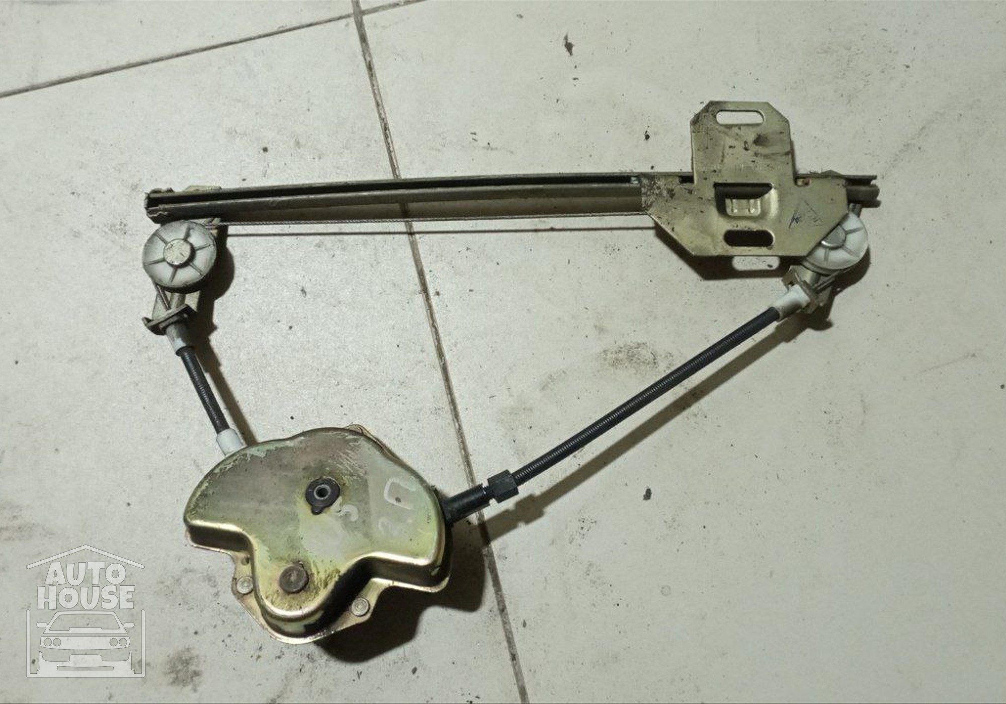 Стеклоподъемник механический задний правый для Lada 2112
