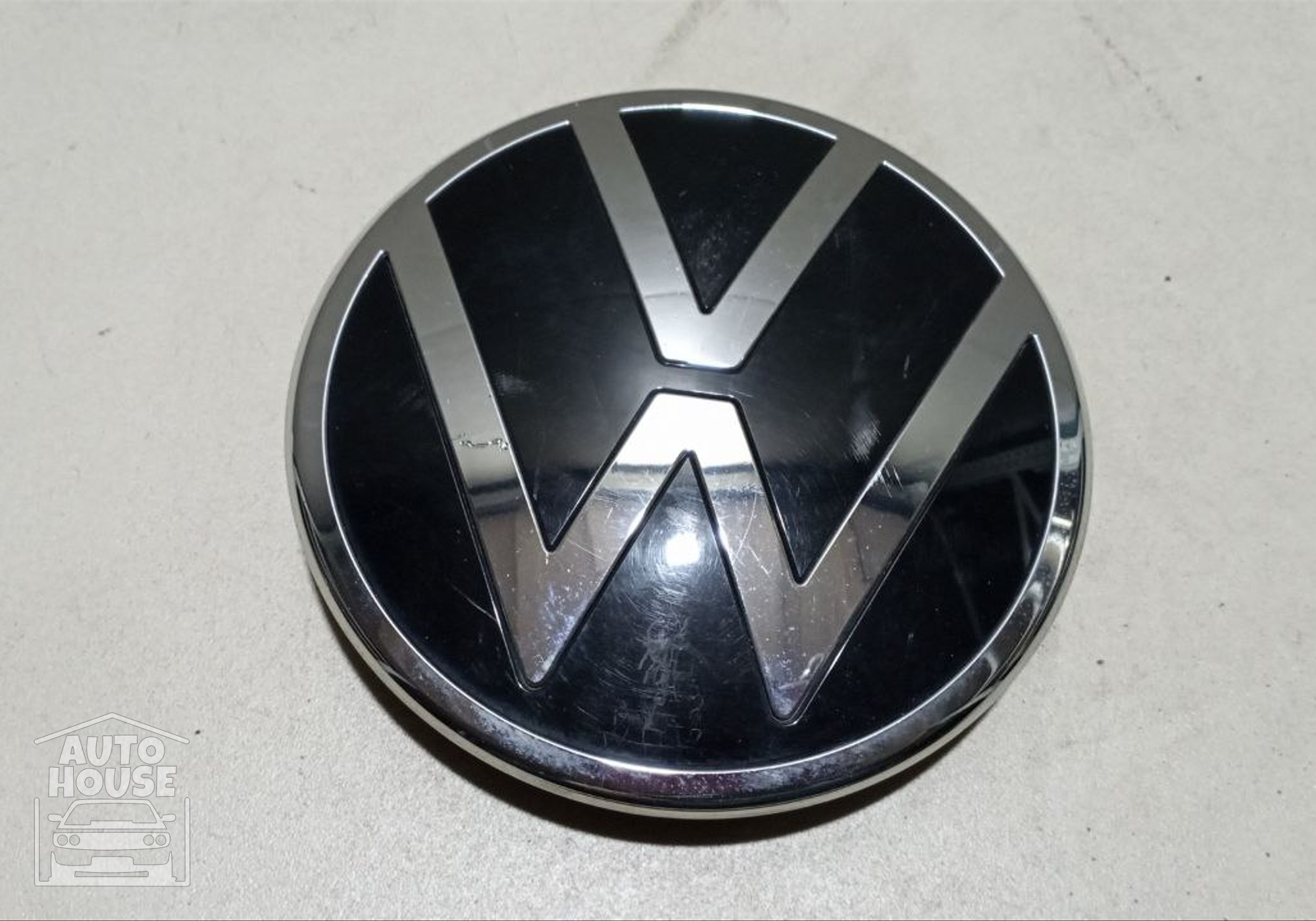 5H0853601D Эмблема решетки радиатора для Volkswagen Polo VI (с 2017)
