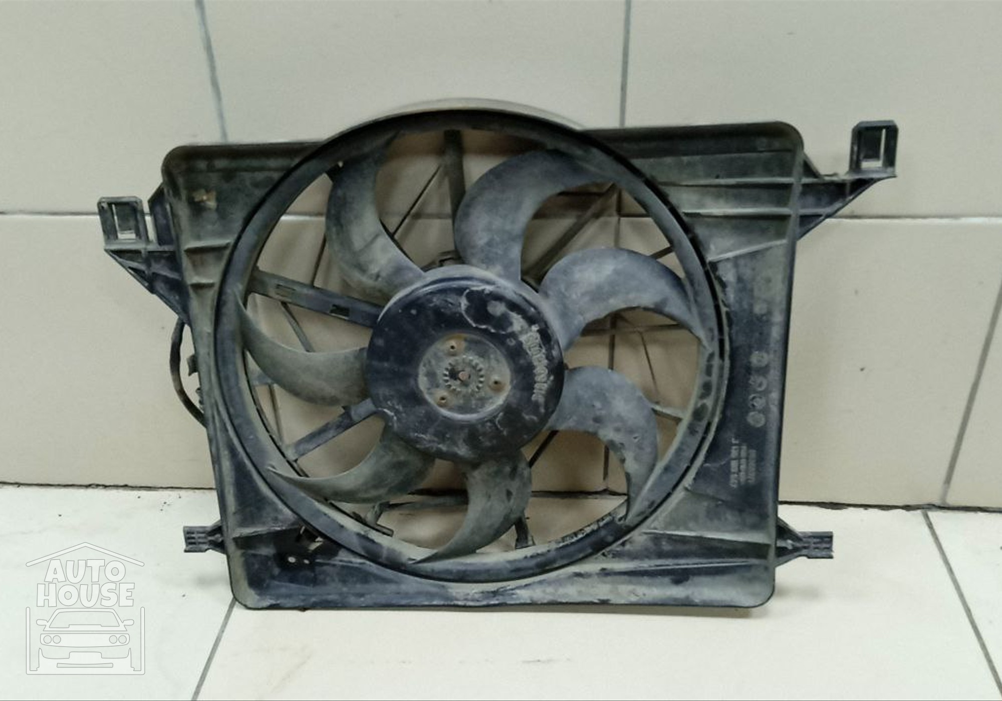 3M5H8C607SB Вентилятор радиатора для Ford C-Max