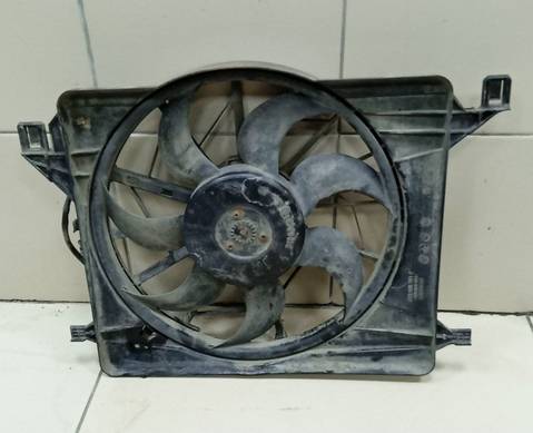 3M5H8C607SB Вентилятор радиатора для Ford Focus