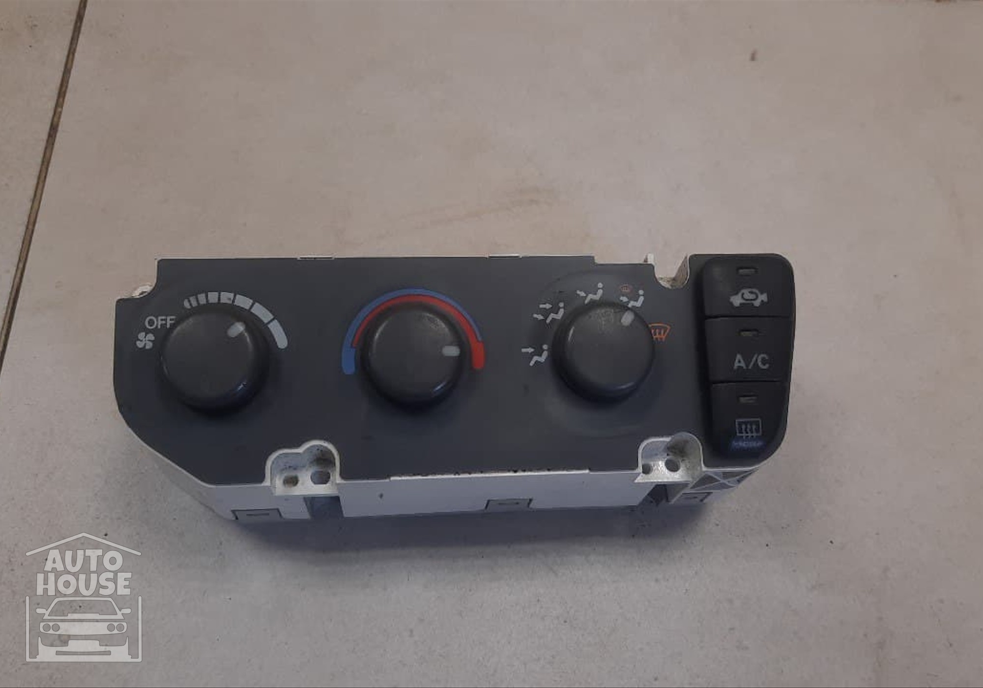 BQ919399 Блок управления отопителем для Honda CR-V I (с 1995 по 2002)