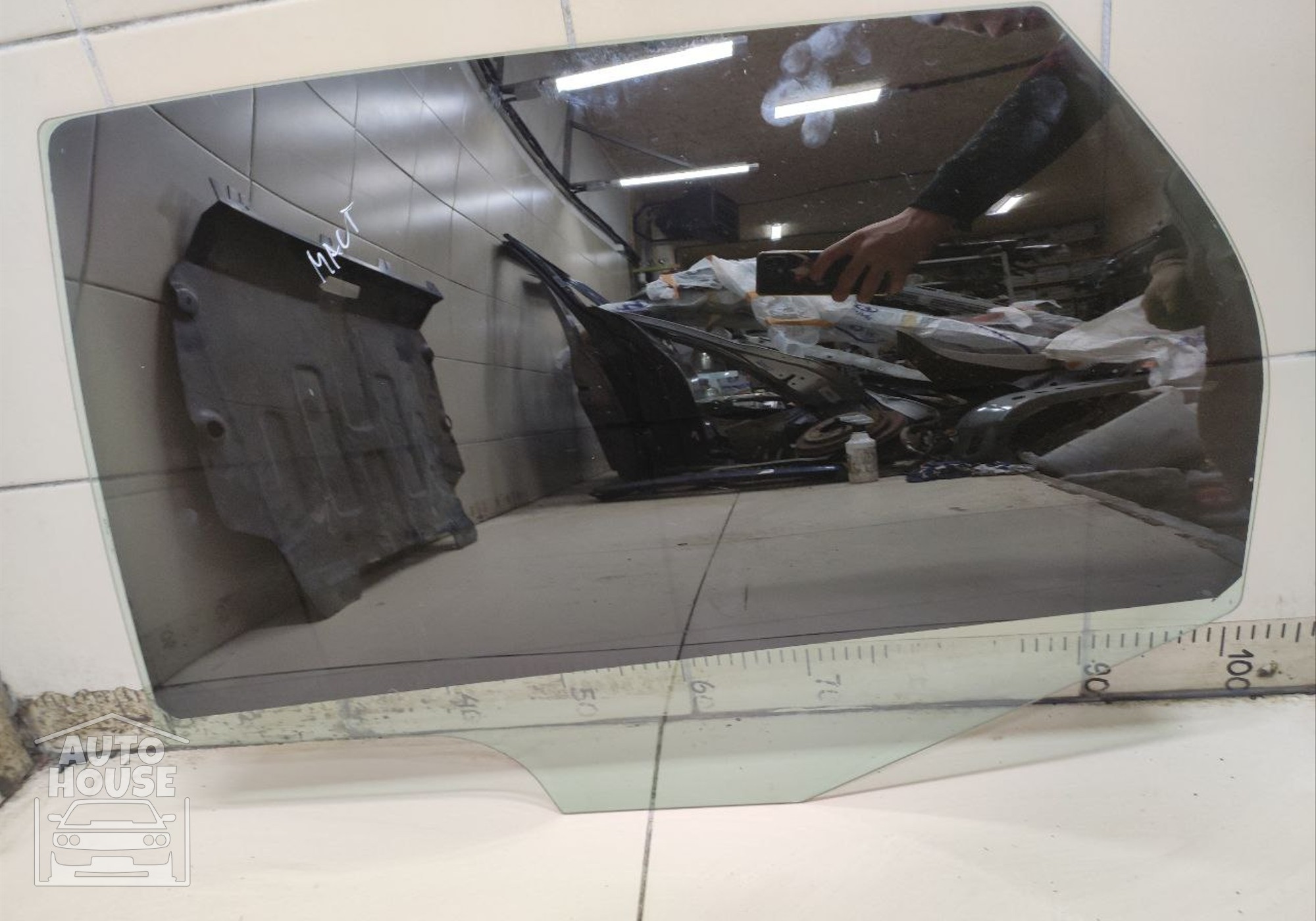 Стекло двери задней левой для Lada Vesta (с 2015)
