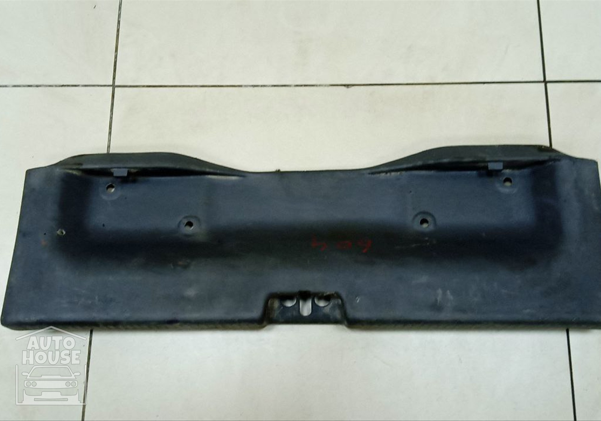MR444269 Обшивка багажника для Mitsubishi Lancer IX (с 2000 по 2010)