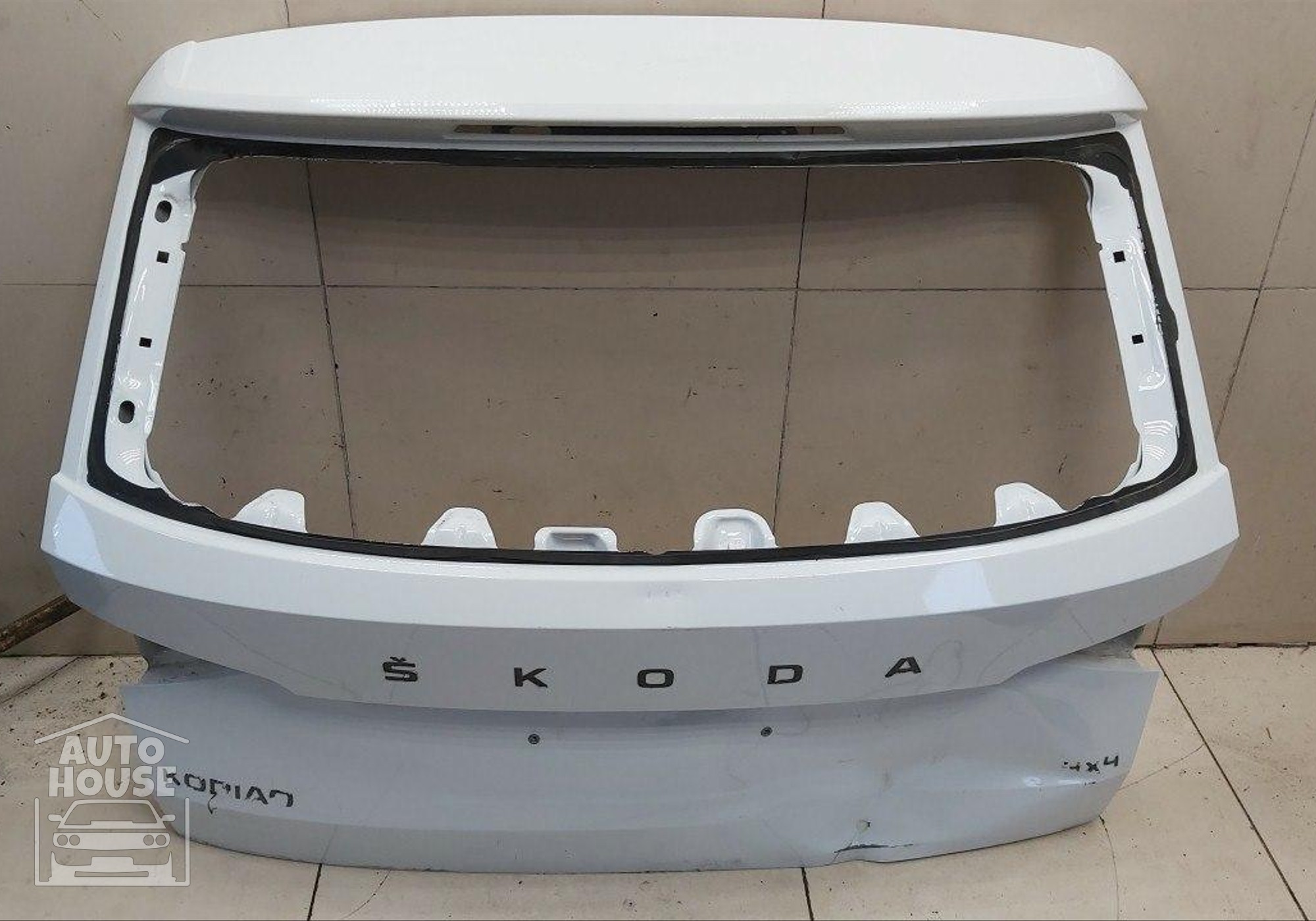 565827025B Дверь багажника для Skoda Kodiaq (с 2016)