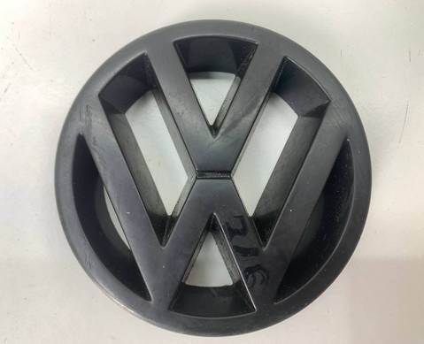323853601 Эмблема черная для Volkswagen Vento III (с 1991 по 1998)