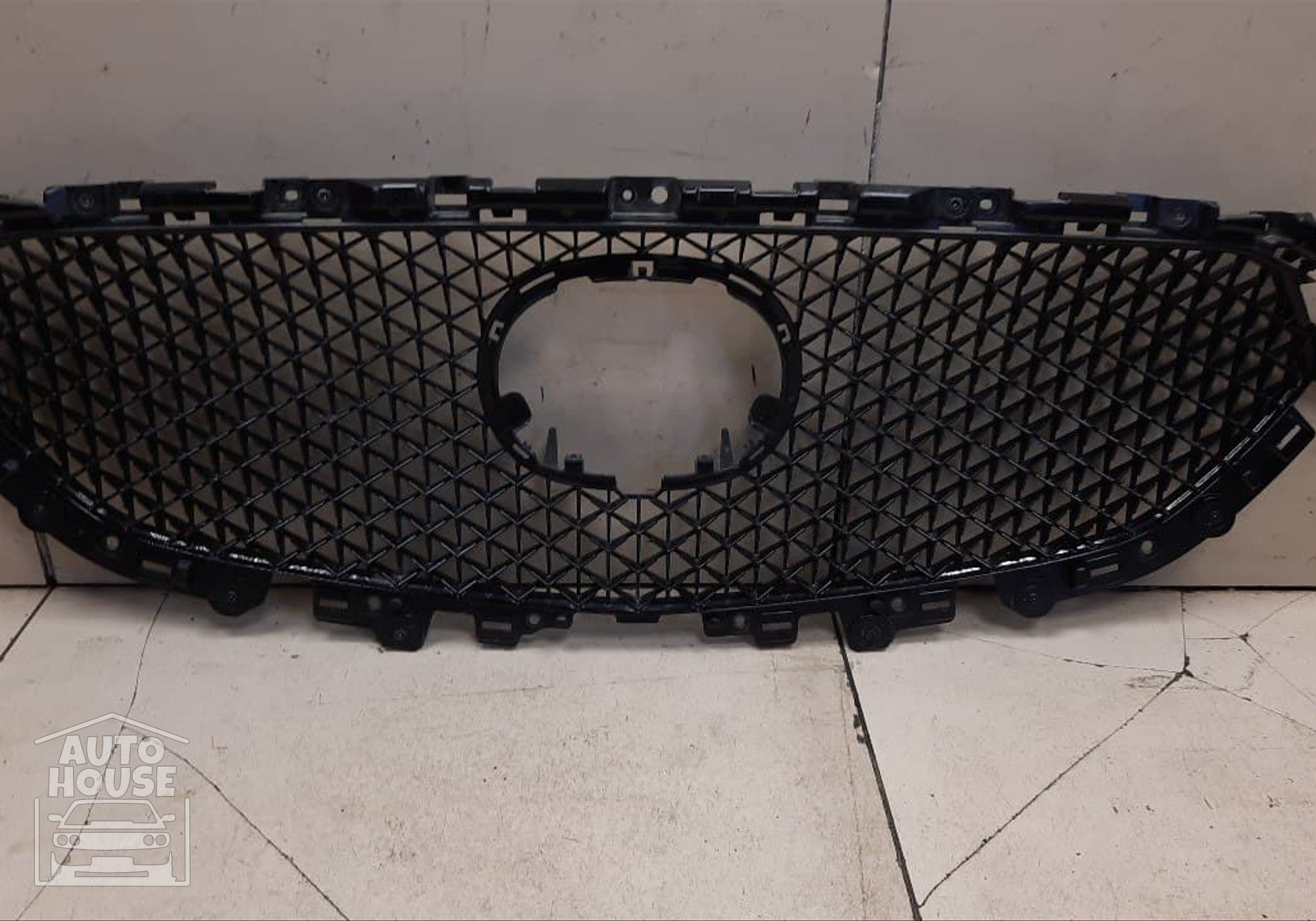 KB8B50719 Решетка радиатора для Mazda CX-5 I (с 2011 по 2017)