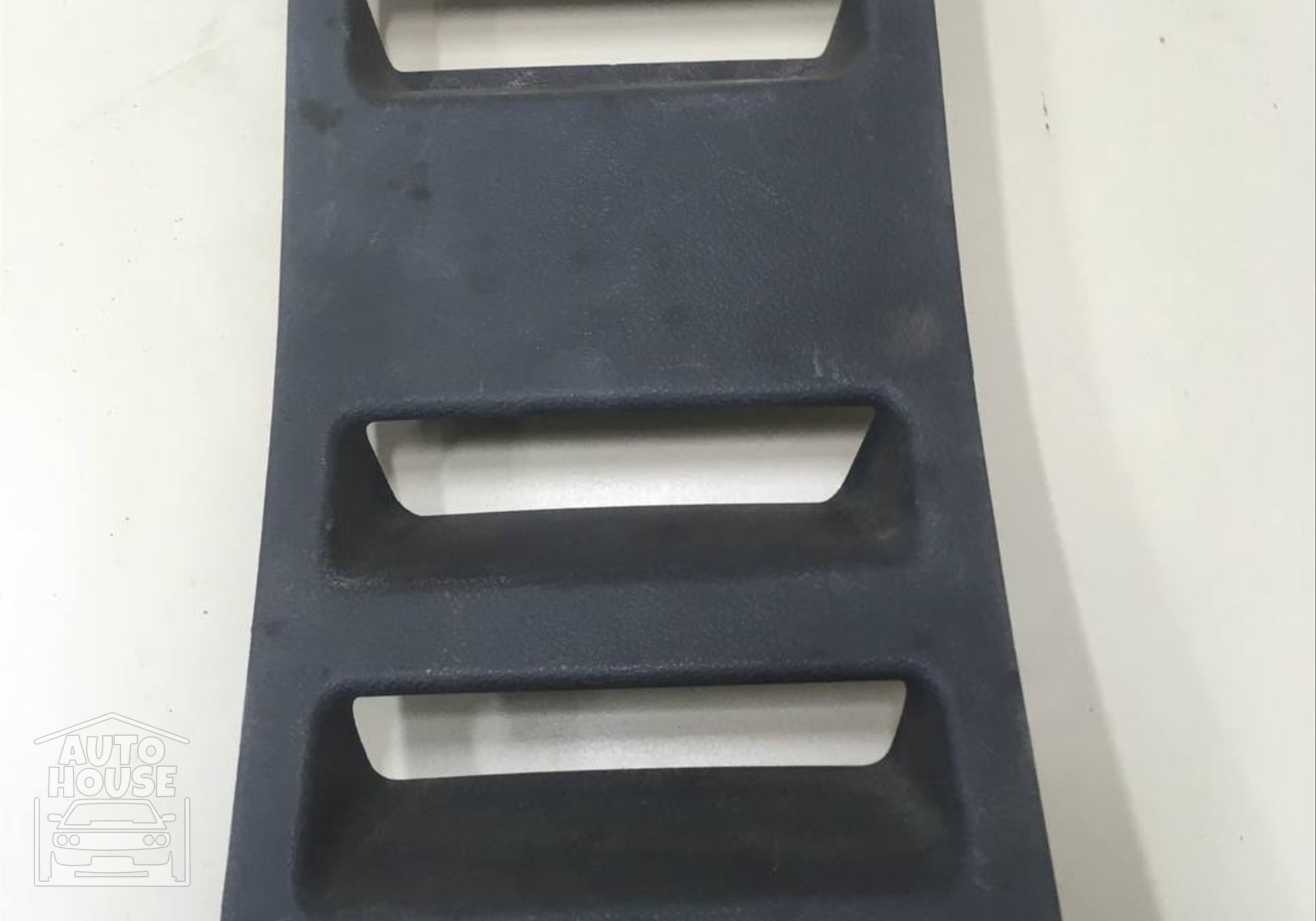 849511073R Накладка декоративная в левую обшивку багажника для Lada XRAY (с 2015)