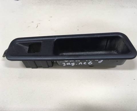 809506511R Накладка кнопки стеклоподъемника задней левой двери для Lada XRAY (с 2015)