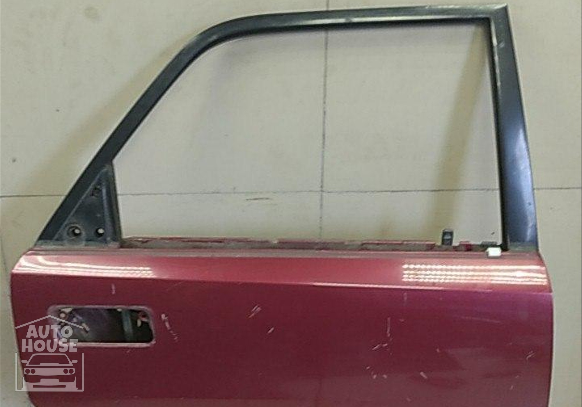 Дверь задняя правая для Mazda Familia VI (с 1987 по 2000)