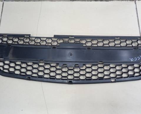 212308401015550 Решетка радиатора для Chevrolet Niva (с 2002)