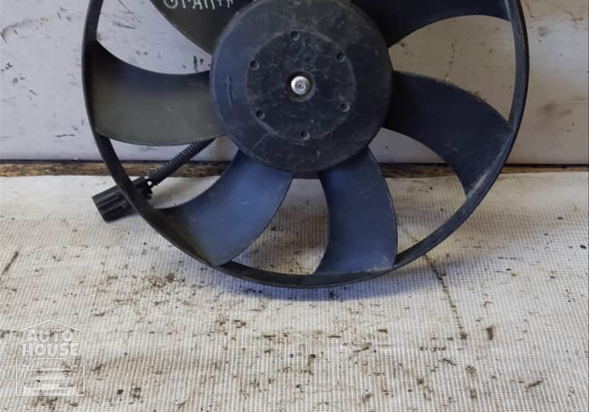 Вентилятор радиатора для Lada Granta (с 2011)