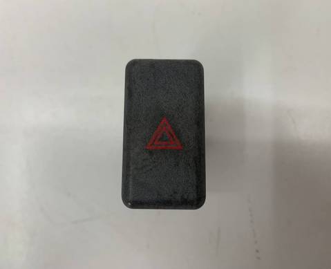 03750330 Кнопка аварийной сигнализации для Mazda 3 I (с 2003 по 2009)