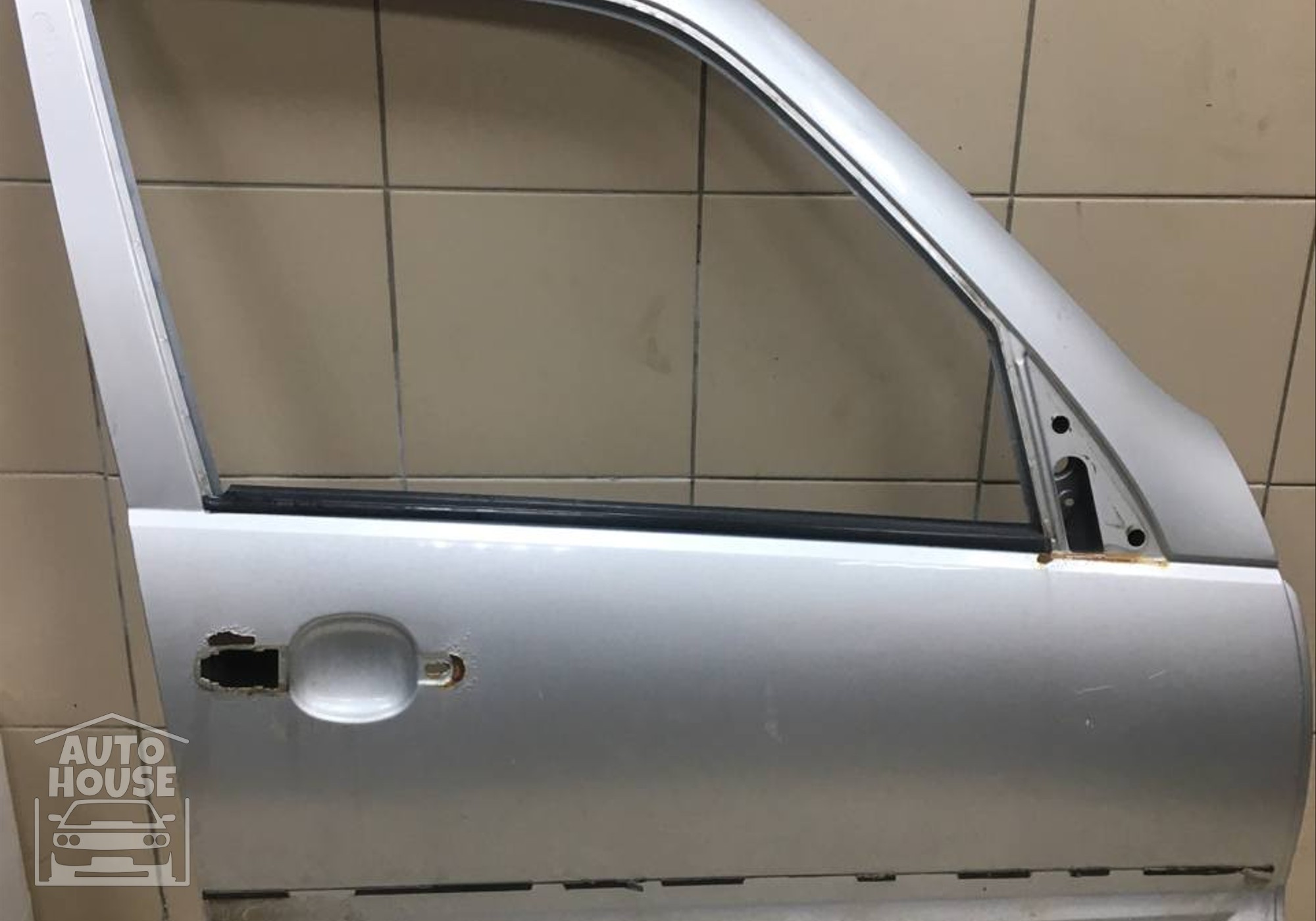 Дверь передняя правая для Chevrolet Niva (с 2002)