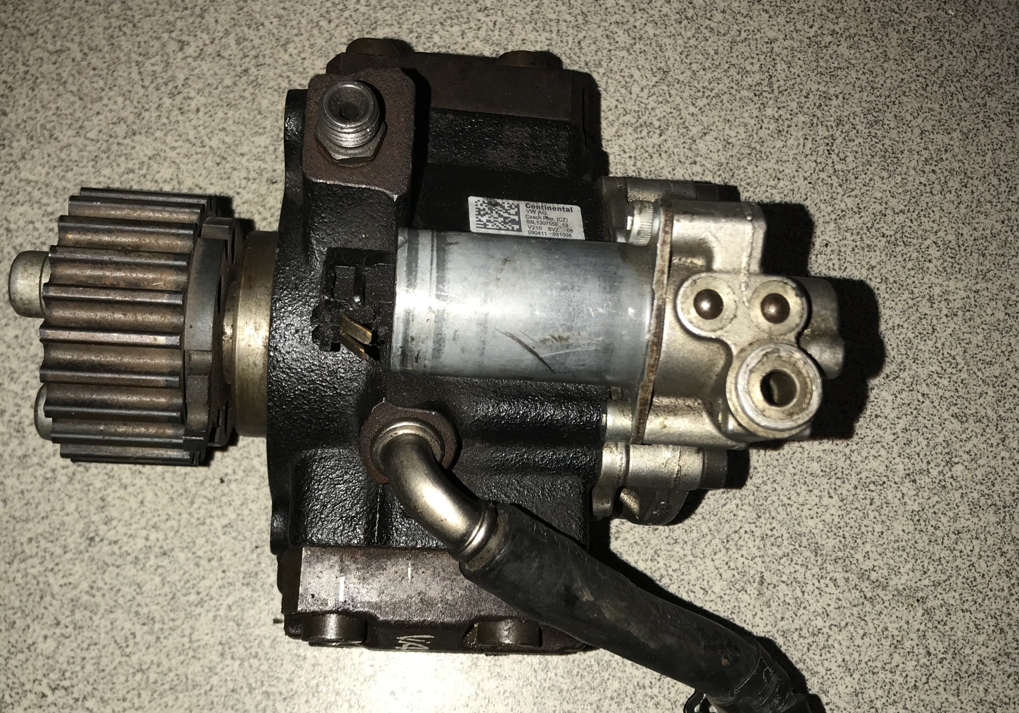 03L130755E ТНВД для Volkswagen Golf