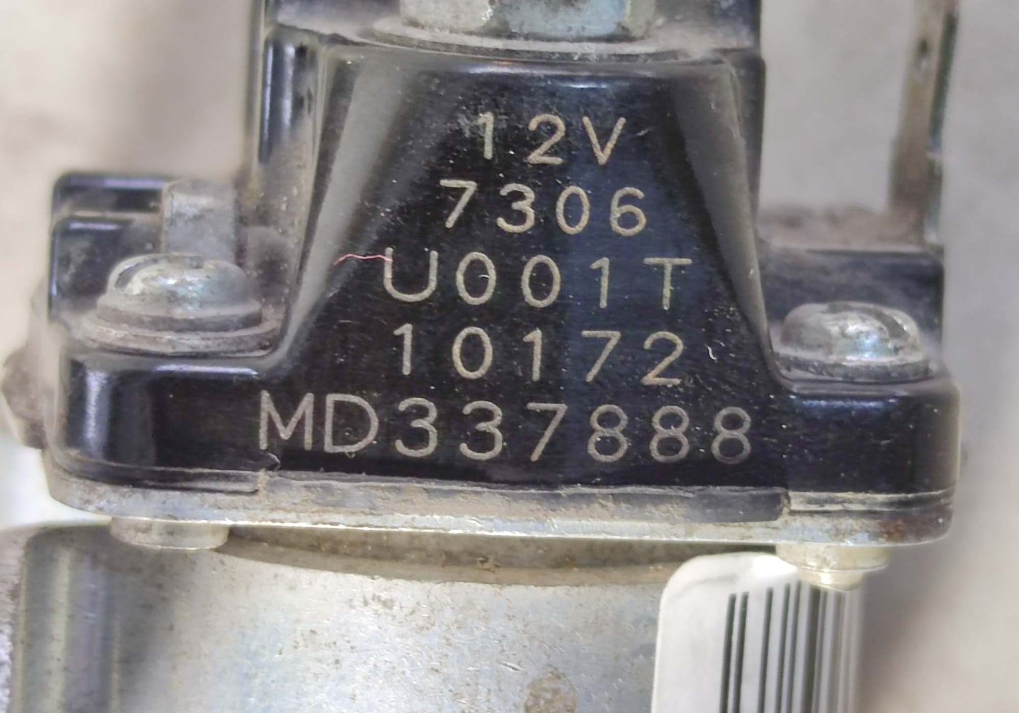 MD337888 Реле свечей накала для Mitsubishi Rodeo