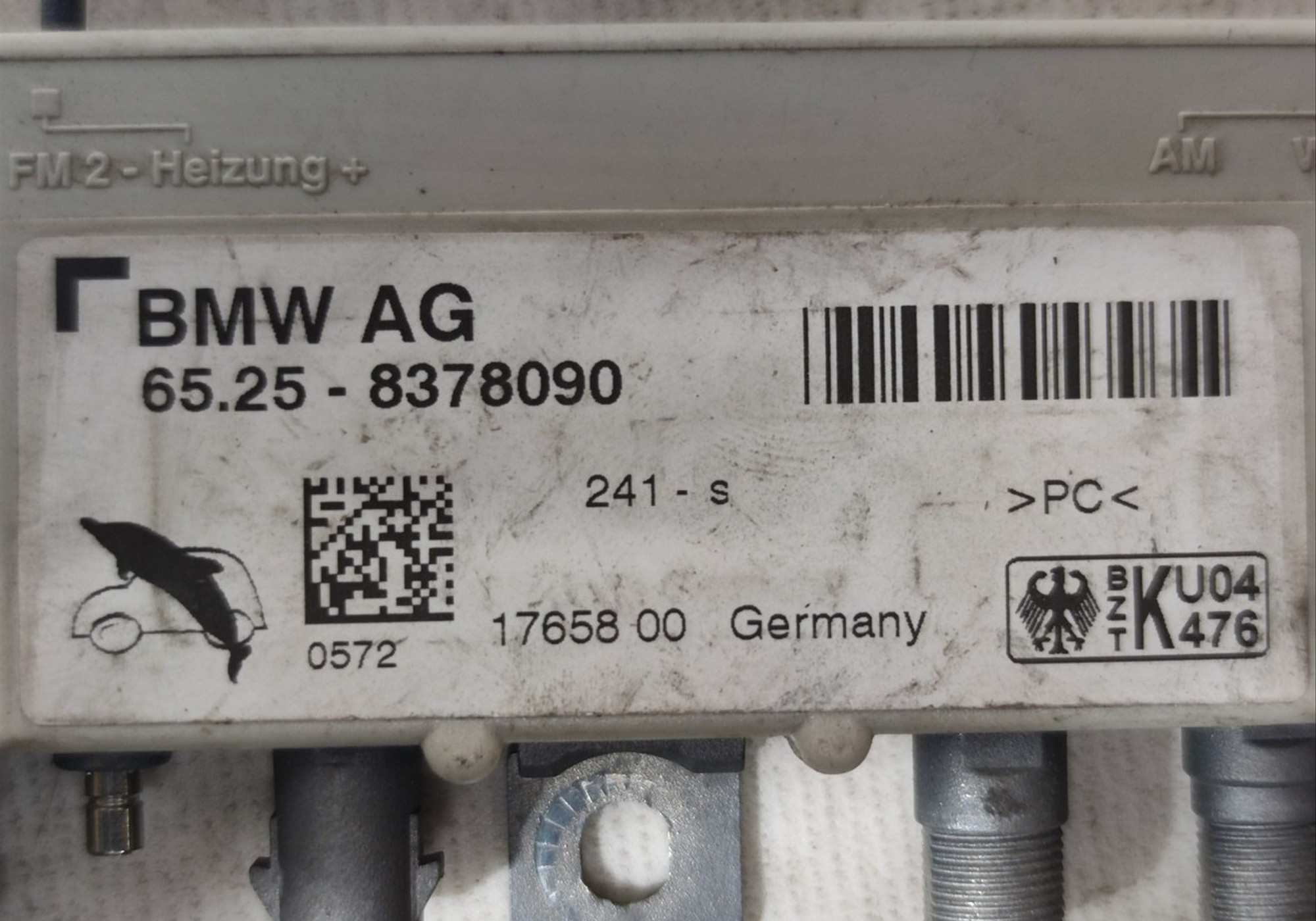 65258378090 Усилитель антенны для BMW