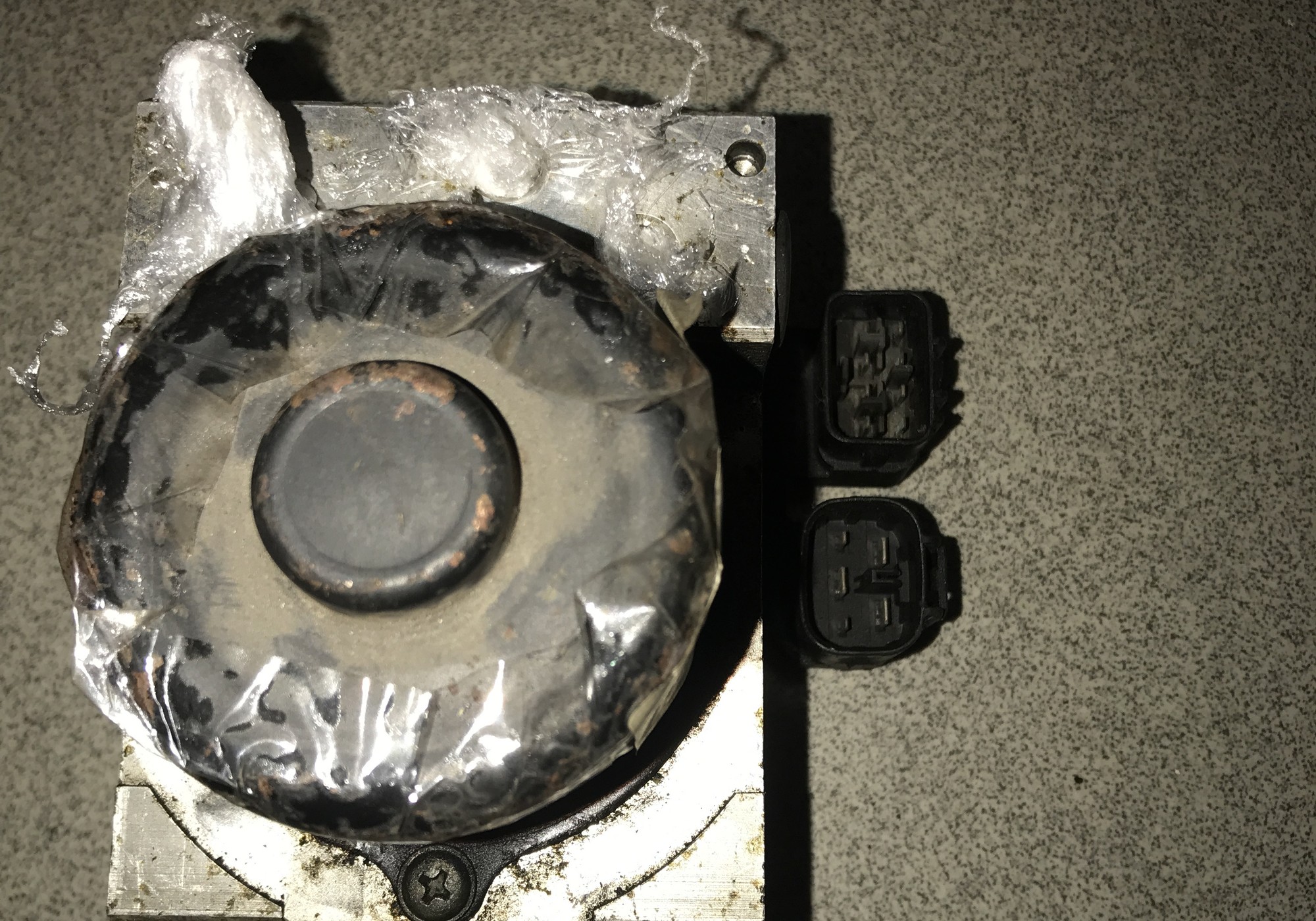 4451033070 Блок ABS (насос) для Toyota Windom