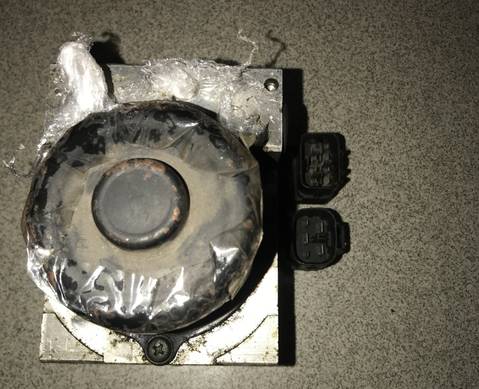 4451033070 Блок ABS (насос) для Toyota Windom