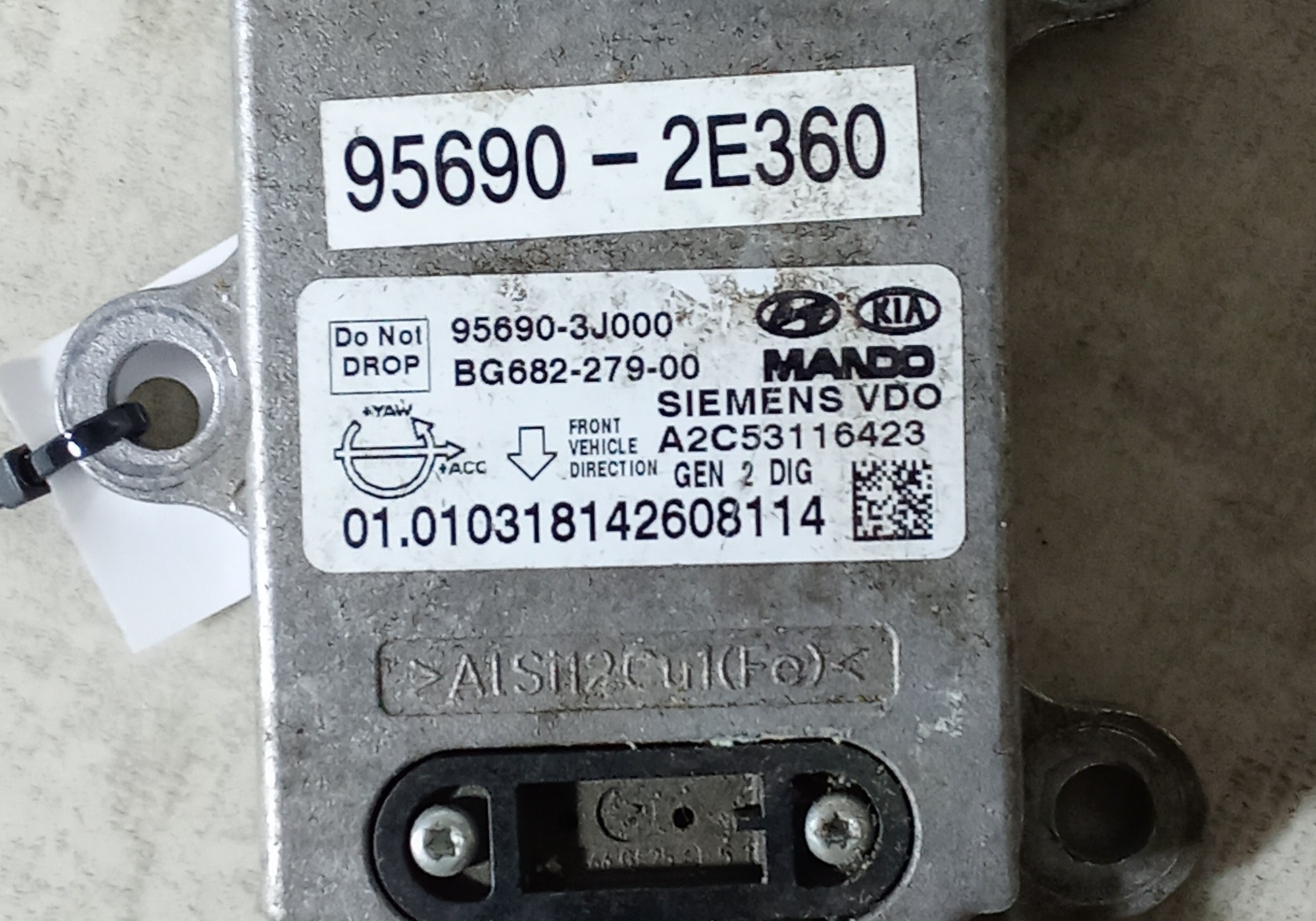 956902E360 Датчик курсовой устойчивости для Hyundai Tucson