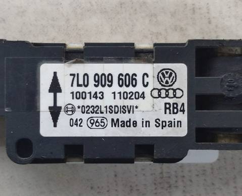 7L0909606C Датчик удара для Volkswagen Touareg I (с 2002 по 2010)