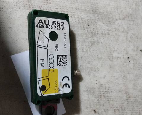 4B9035225A Усилитель антенны для Audi