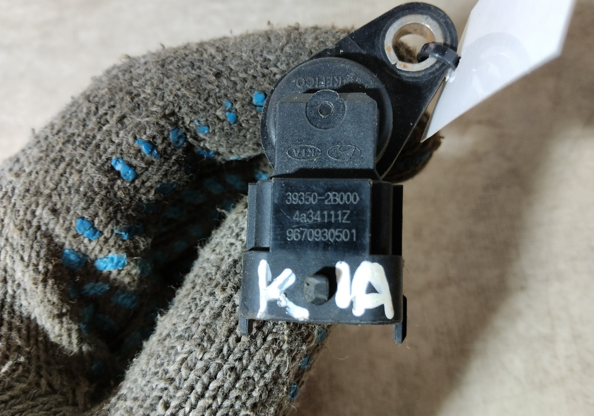 393502B000 Датчик положения распредвала для Kia Cerato I (с 2004 по 2008)