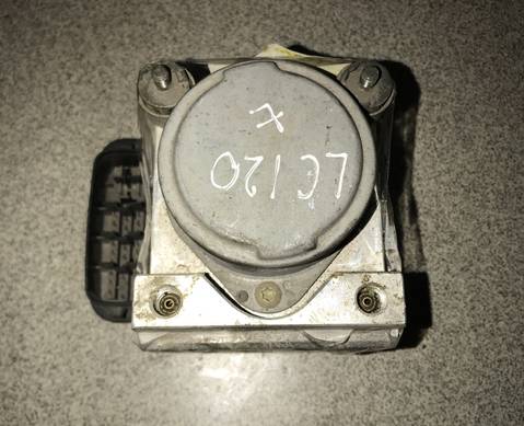 4451060060 Блок ABS (насос) для Toyota Land Cruiser Prado 120 (с 2002 по 2009)