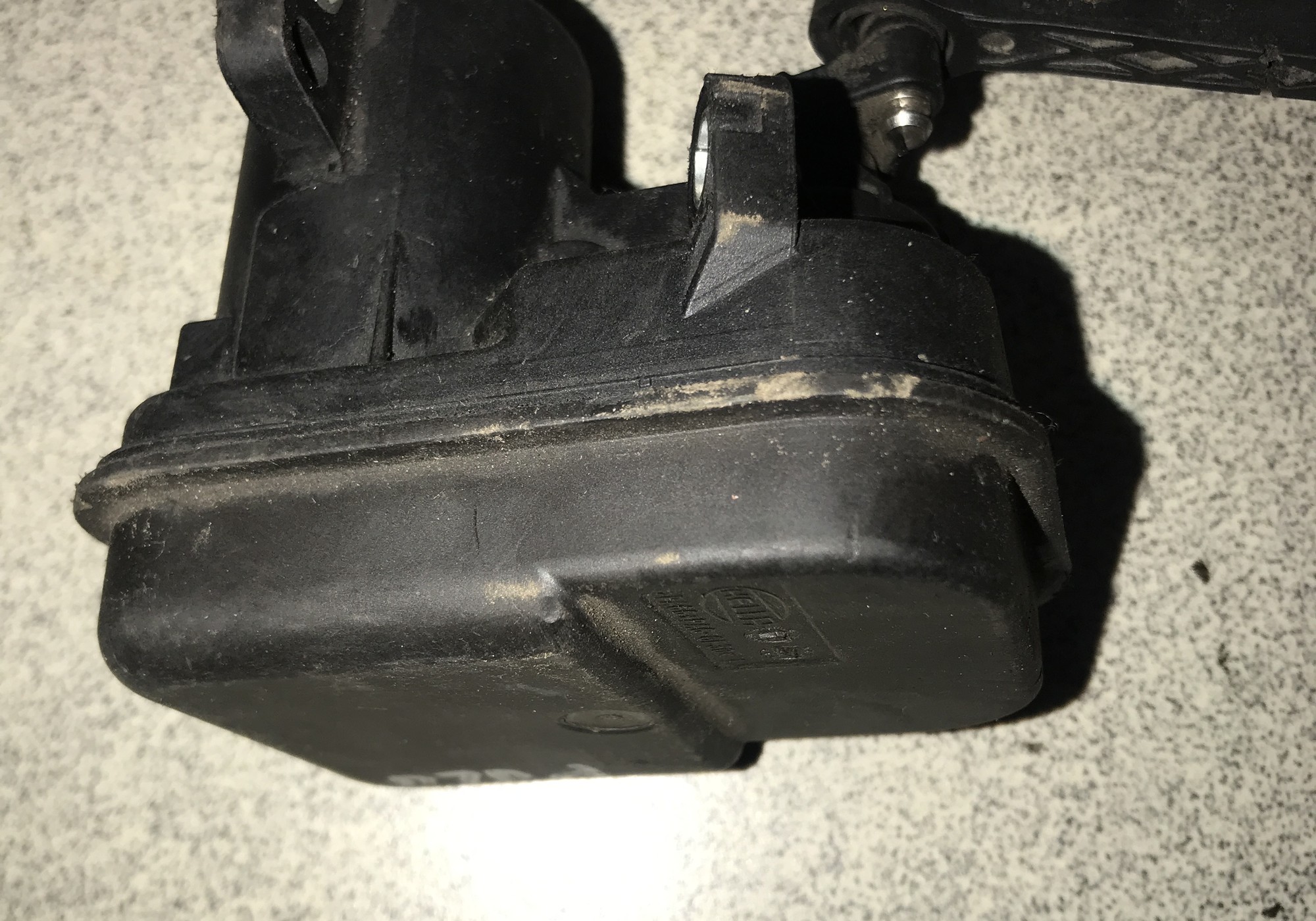 03P129086A Заслонка дроссельная для Seat Ibiza