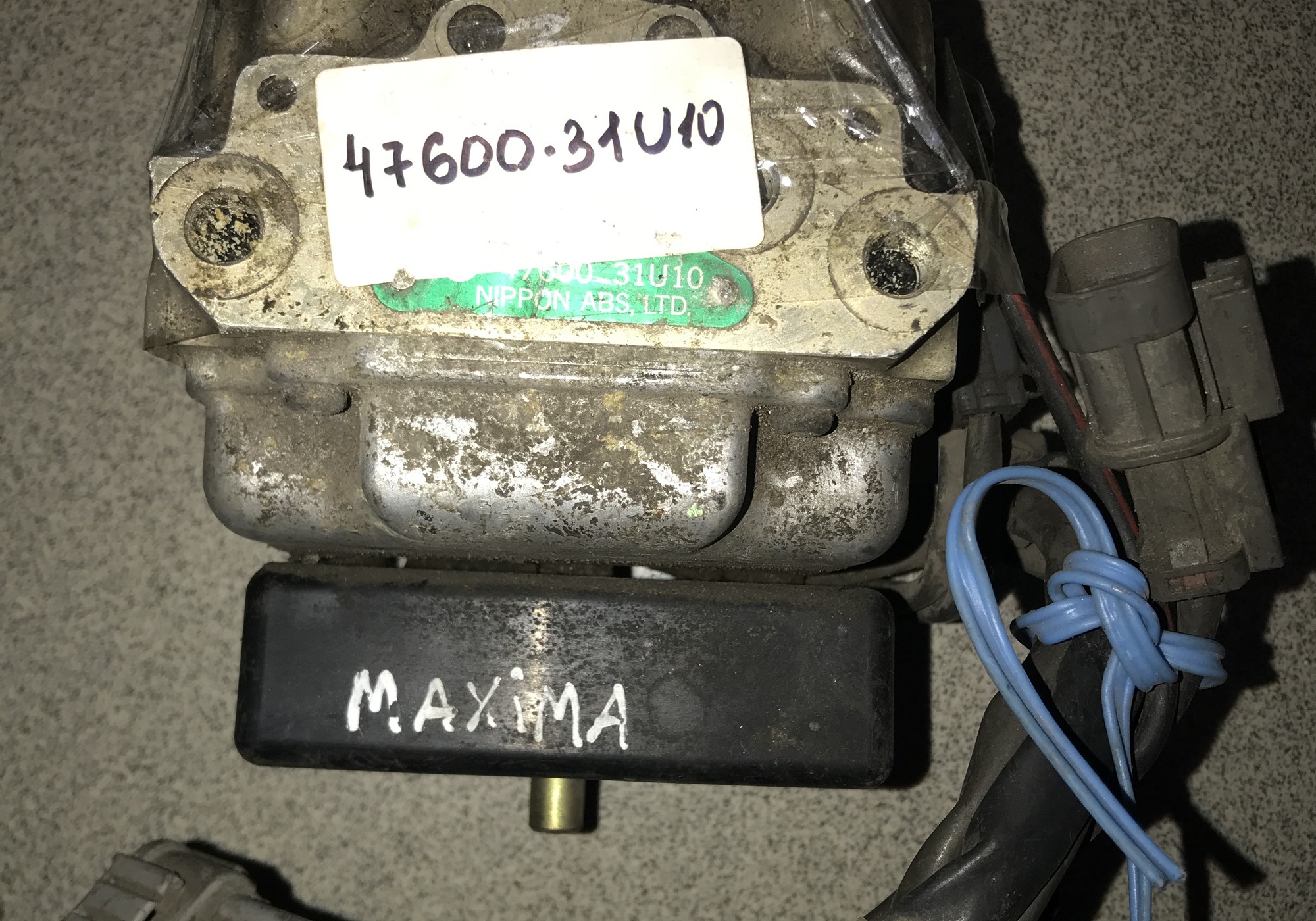 4760031U10 Блок ABS (насос) для Nissan Cefiro
