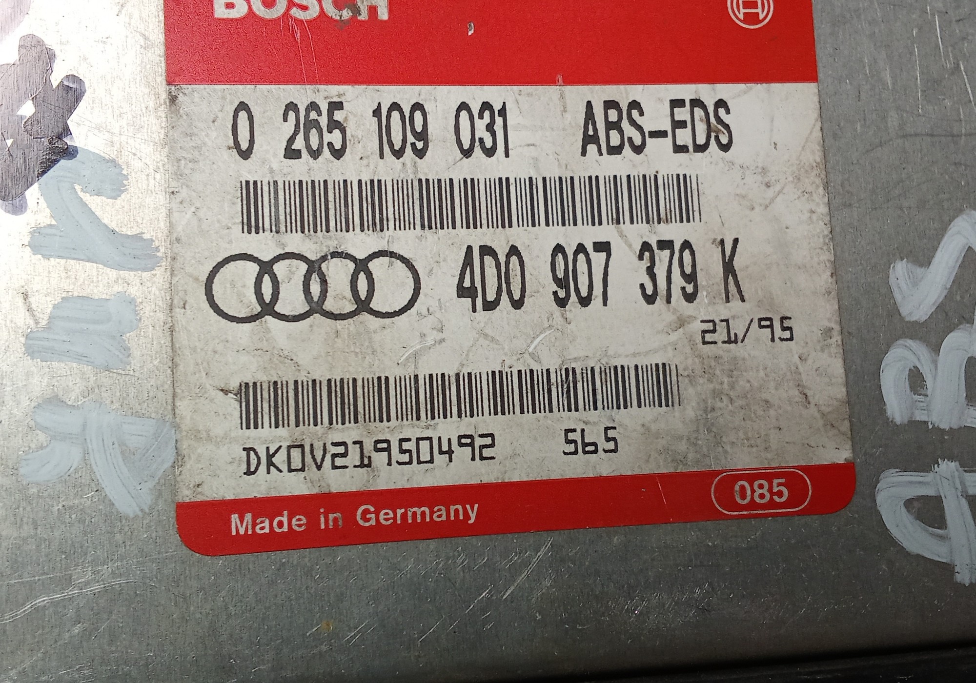 4D0907379K Блок управления ABS для Audi A4