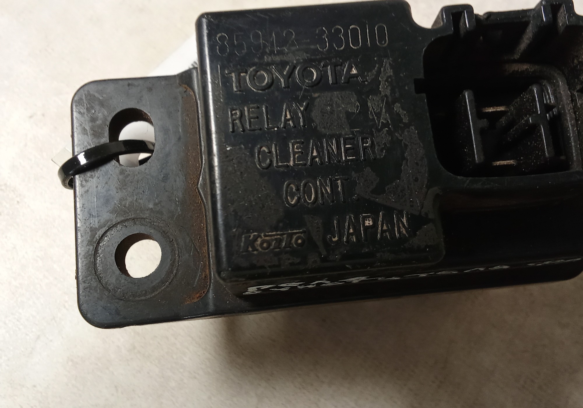 8591233010 Реле омывателя фар для Lexus LS II (с 1994 по 2000)