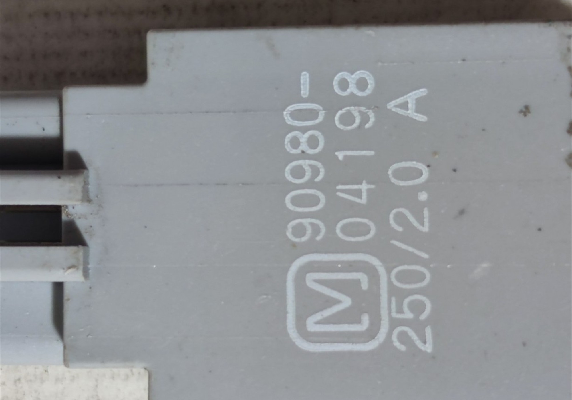 9098004198 Конденсатор для Toyota