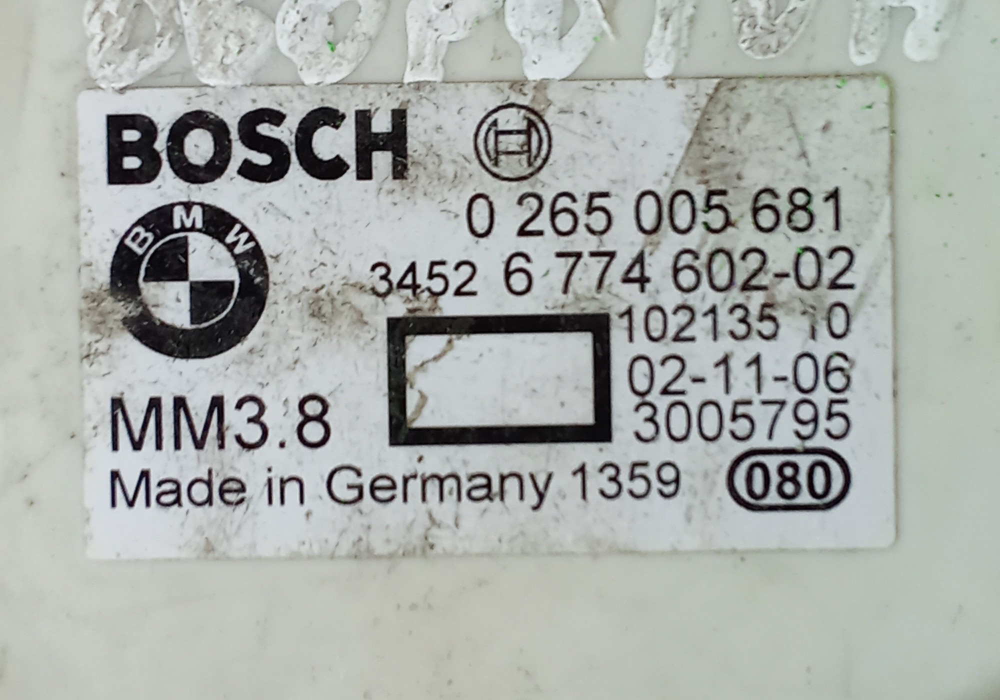 677460202 Датчик ускорения для BMW