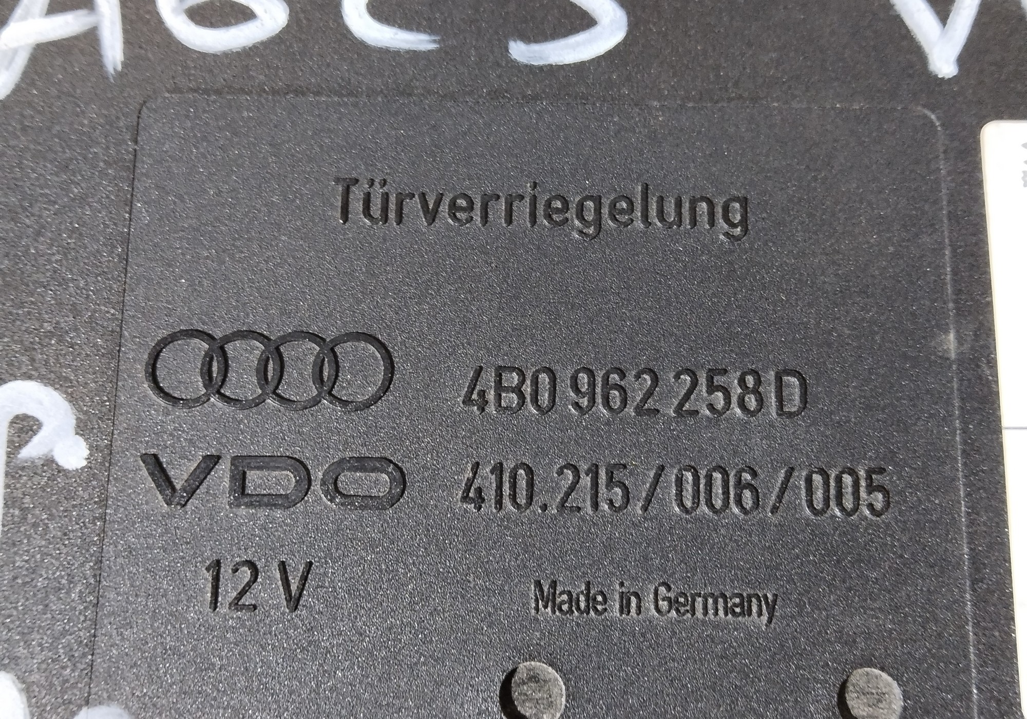 4B0962258D Блок управления центральным замком для Audi A6 Allroad
