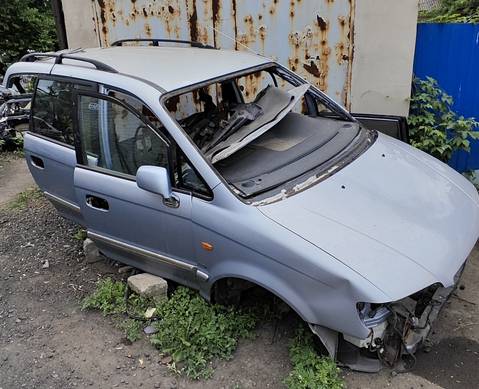 Hyundai Trajet 2001 г. в разборе