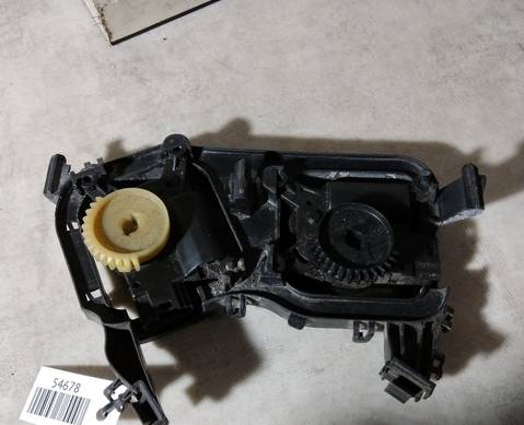 V3267002 Привод заслонок отопителя для Audi A2