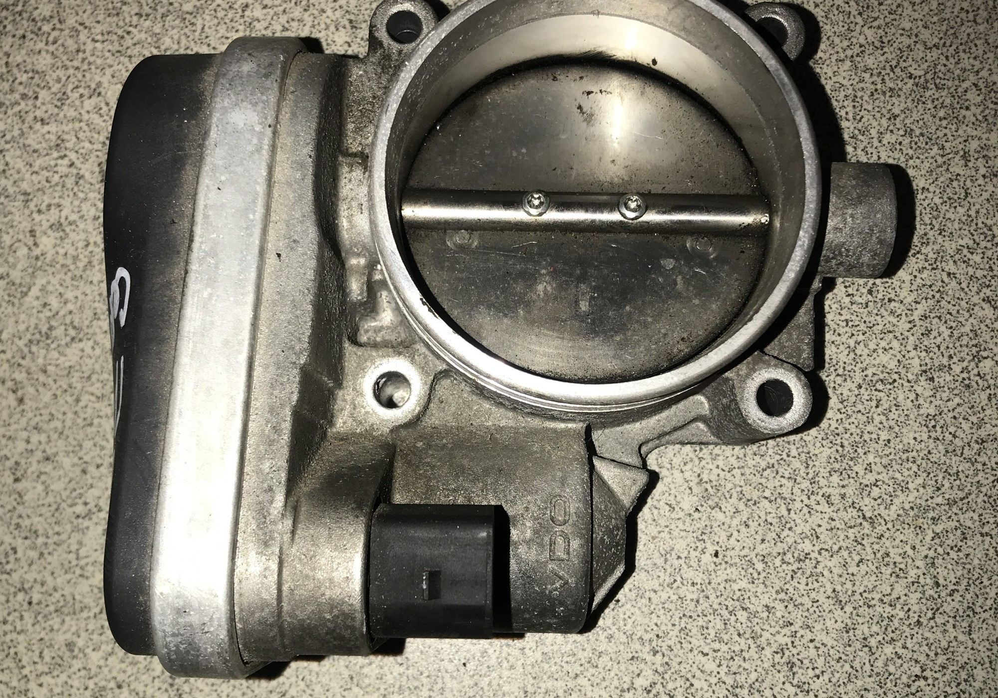13547516946 Заслонка дроссельная для BMW Z4