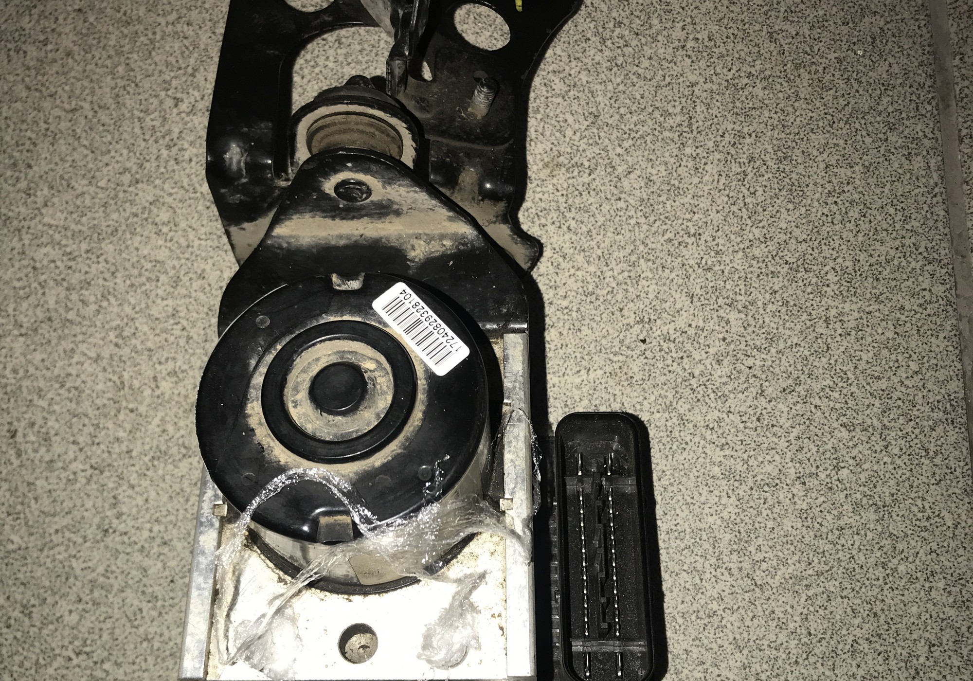 1K0614117S Блок ABS (насос) для Volkswagen Golf