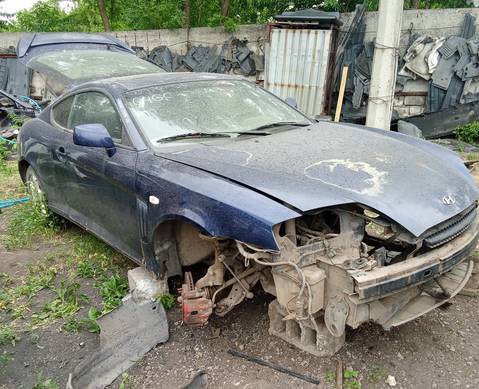 Hyundai Coupe II в разборе