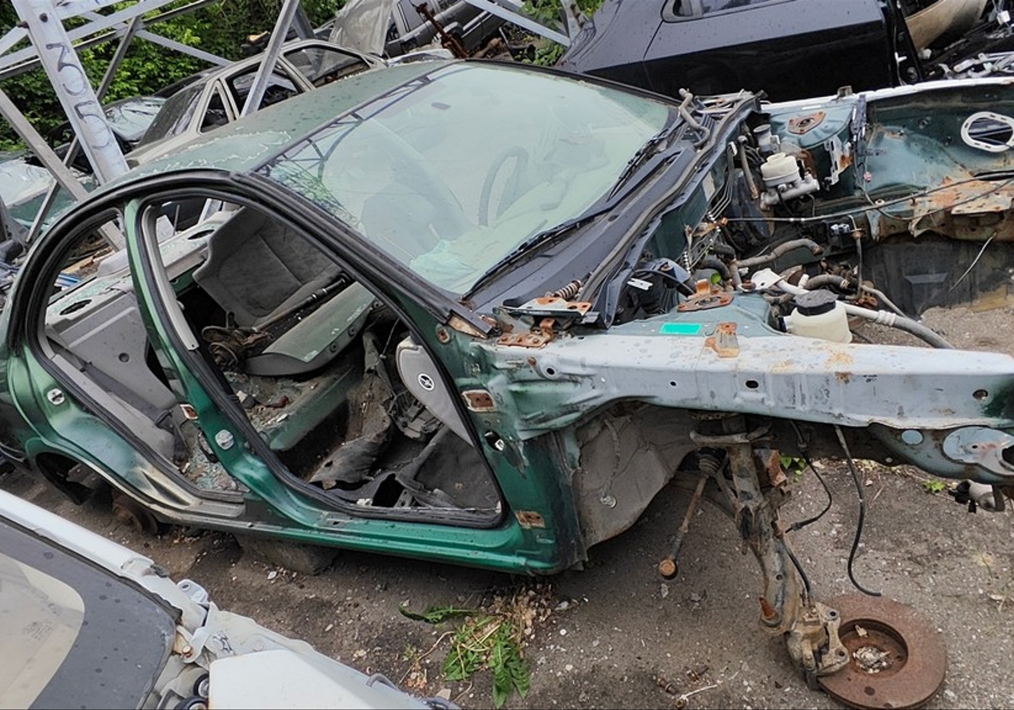 Nissan Almera II 2000 г. в разборе