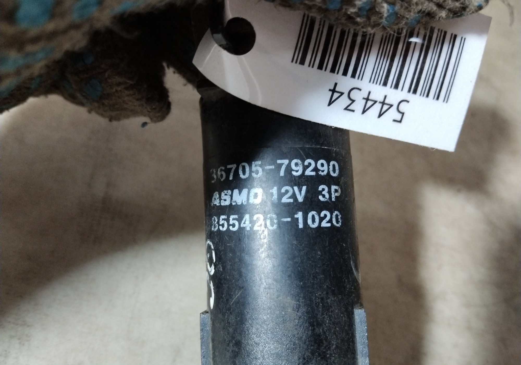 3670579290 Насос омывателя для Mazda