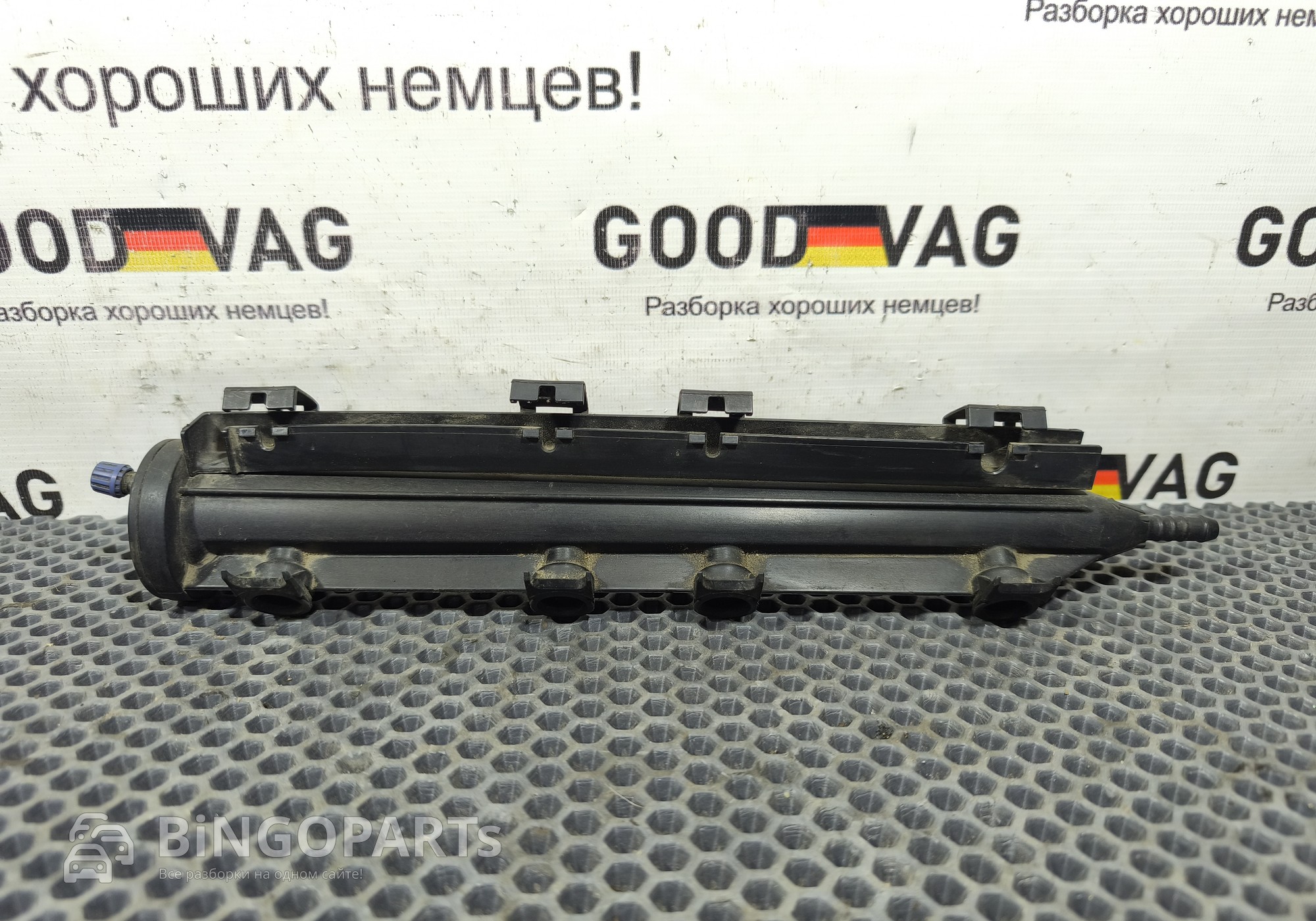 06A133317AS Рейка топливная (рампа) 1.6 ВSЕ для Volkswagen