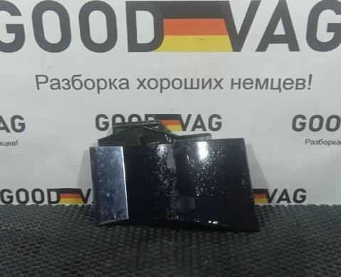 7P6853718C Накладка для Volkswagen Touareg II (с 2010 по 2018)