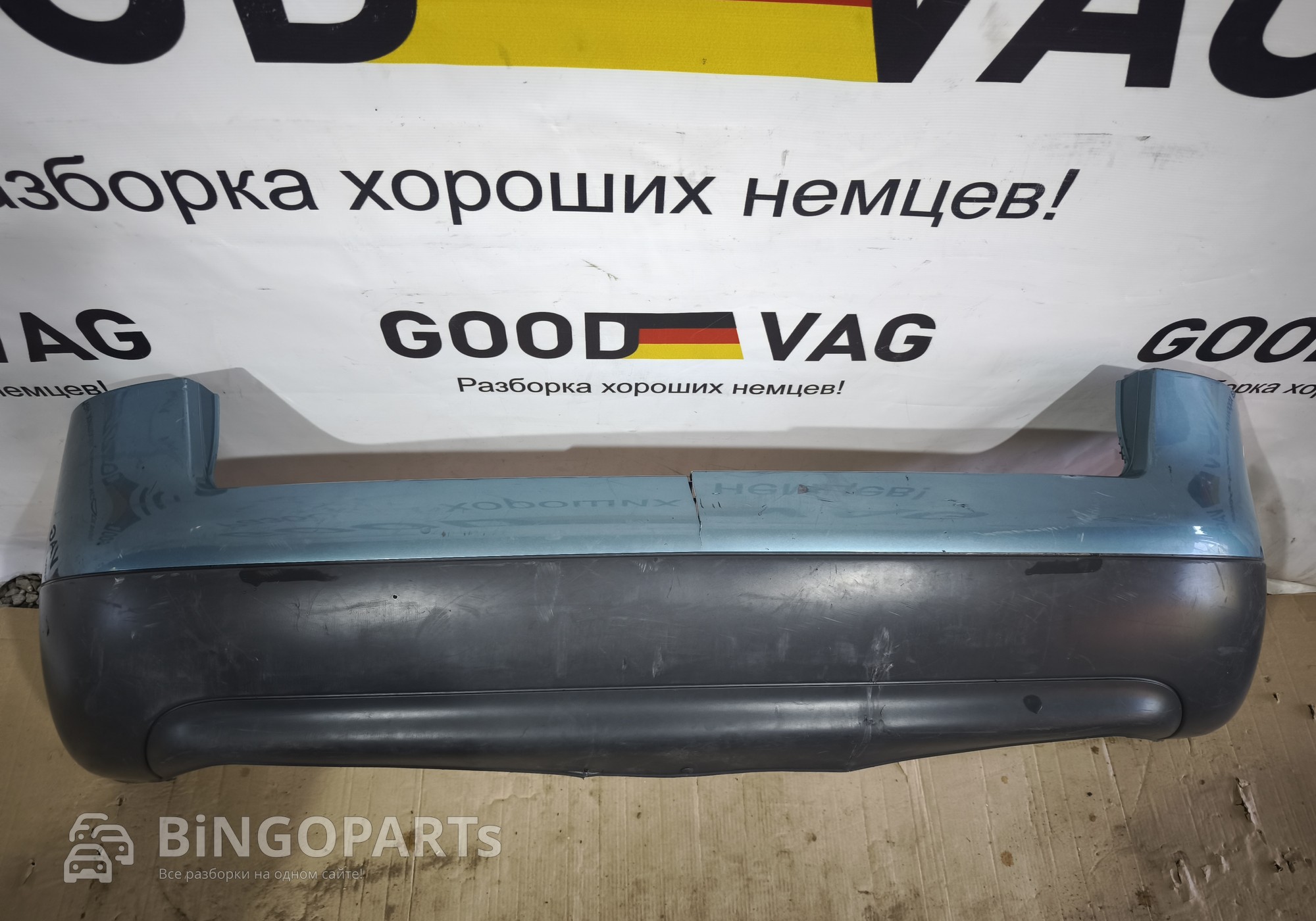 4B5807301 Бампер задний сине-зелёный A6 C5 1997-2001 для Audi A6 C5 (с 1997 по 2005)