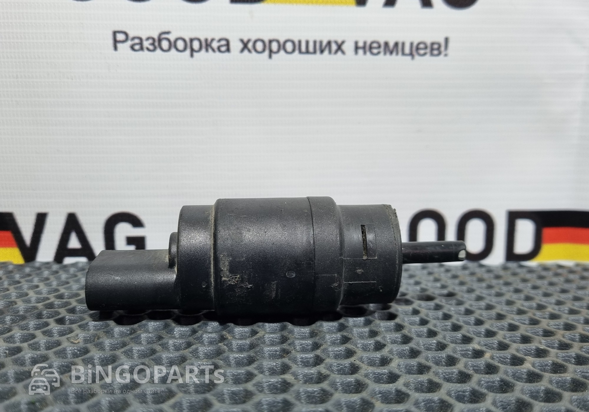 1K5955651 Насос омывателя для Mercedes-Benz CLK-class C209 (с 2002 по 2010)