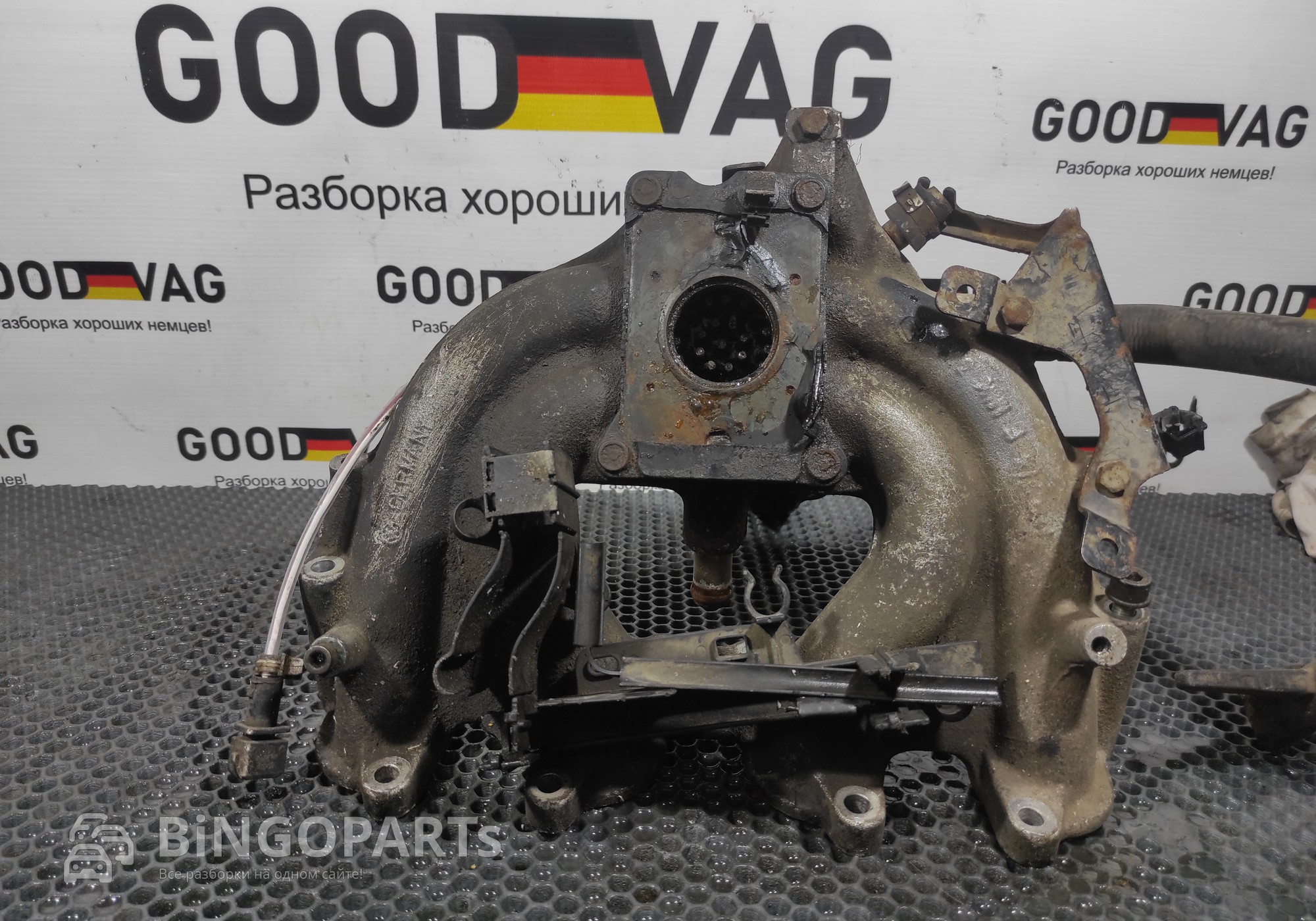 Коллектор впускной для Volkswagen Polo III (с 1994 по 2002)