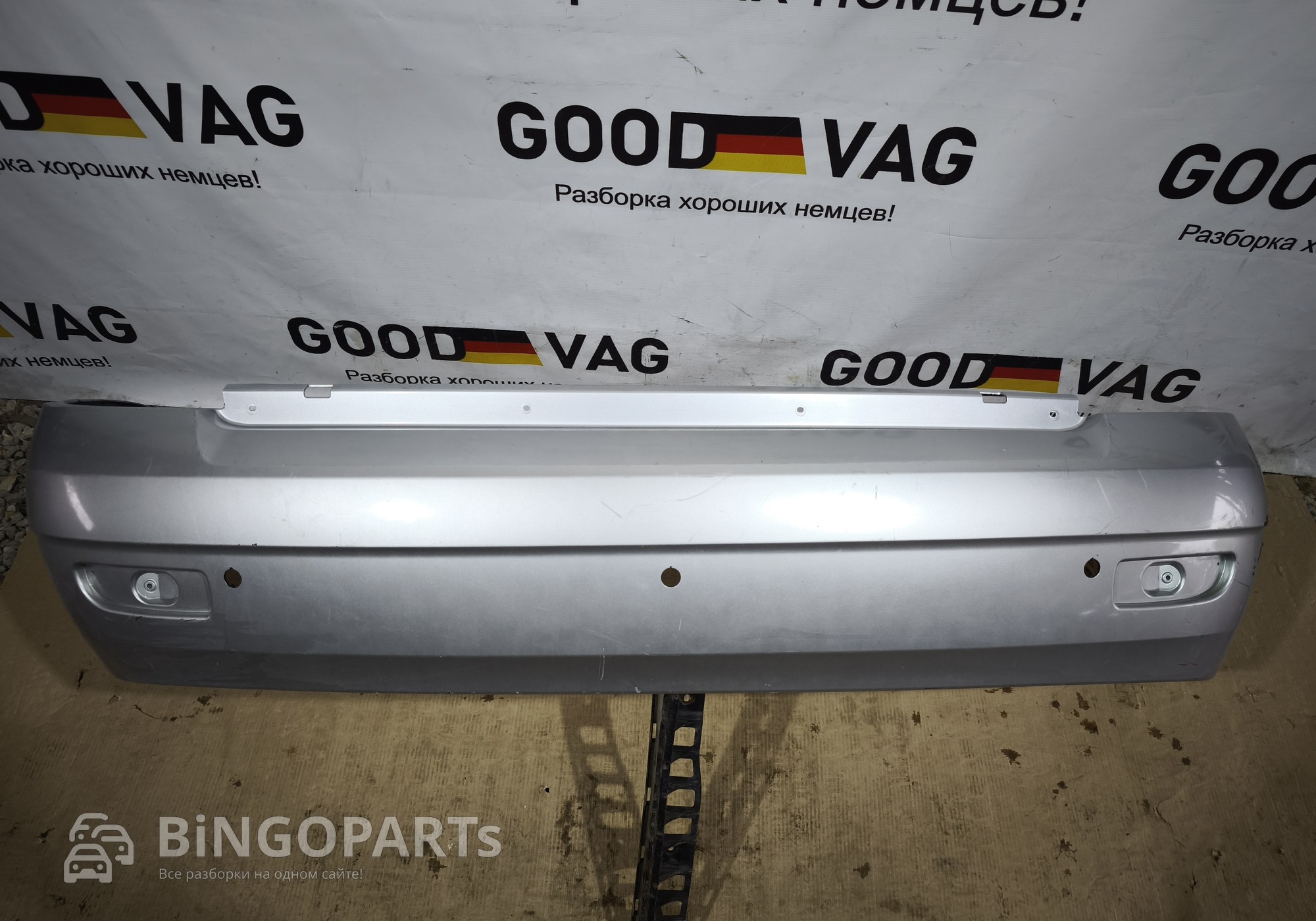 21702804015 Бампер задний серебристый Приора ВАЗ 2170 для Lada Priora (с 2007)