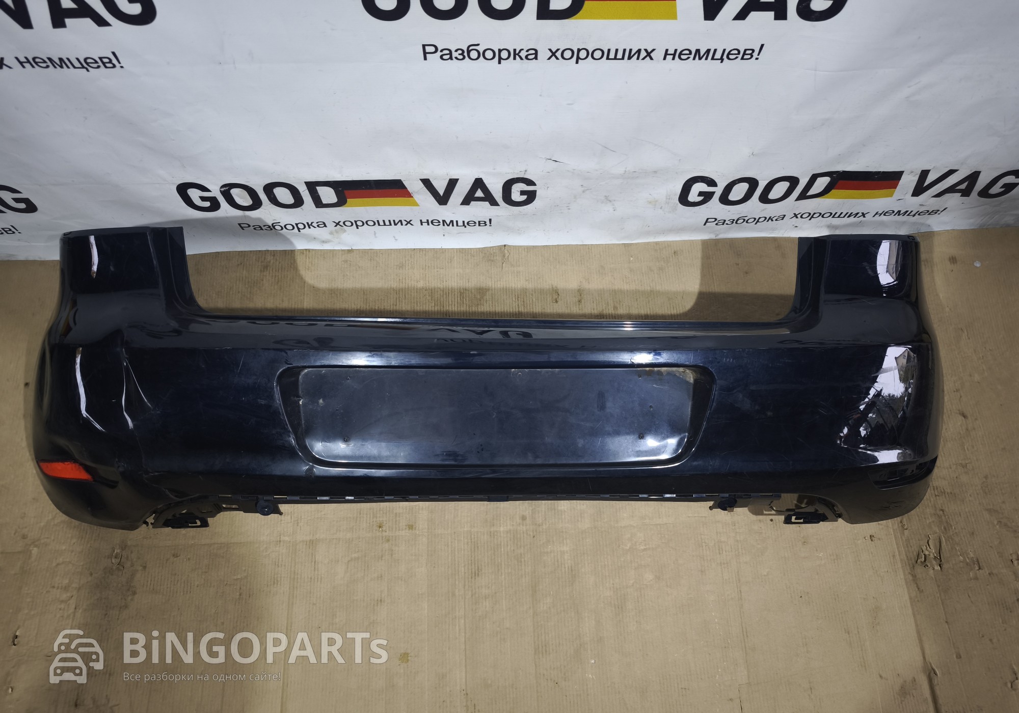5K6807421 Бампер задний черный Гольф 6 (5K) 2009-2012 для Volkswagen Golf VI (с 2009 по 2012)